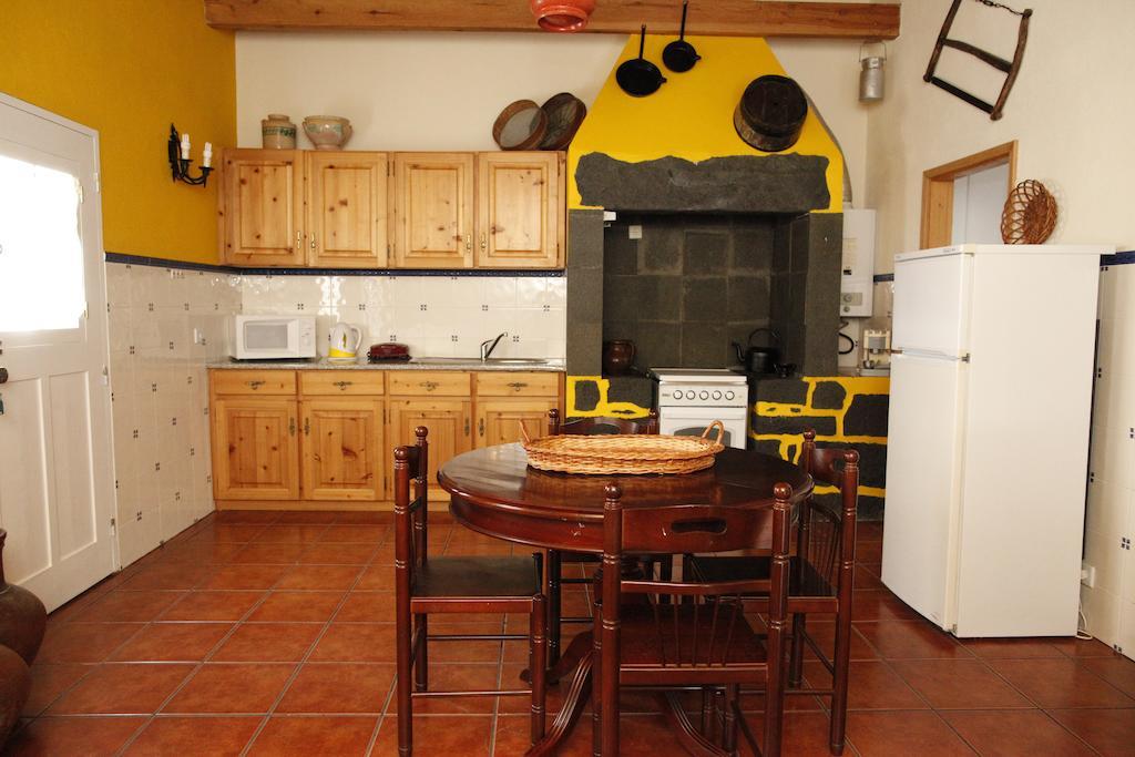 Casa Capelinhos Guest House Capelo Room photo